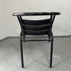 【😁座り心地🙆‍♂️】スチールチェアの画像