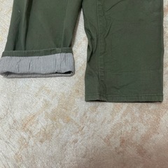 GU ジーユー メンズ　綿　パンツ　7部丈　オリーブ　グリーン　Sサイズ　中古の画像