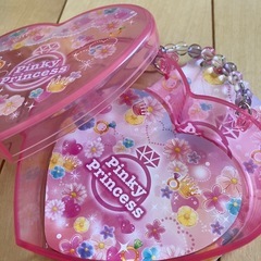 新品　プリンセス　バッグ　収納　ハート型　小物入れ　女の子　トイザらスの画像