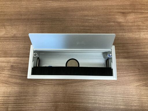 【中古、9ヵ月使用】ミーティングテーブル配線ボックス付きと椅子2脚