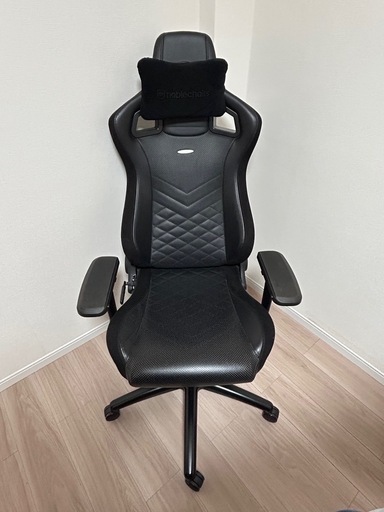 【美品】noblechairs EPIC 
ゲーミングチェア