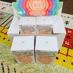 POP MART LABUBU   の画像