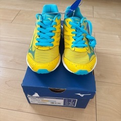 ミズノ　ランニングシューズ　23.0センチの画像
