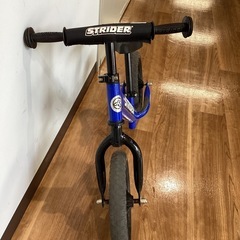 ストライダー【町田市再生家具】251902の画像