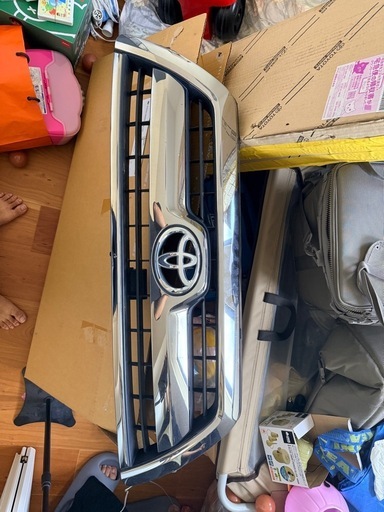 ハイラックスサーフ　215 グリル