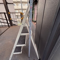 脚立の画像