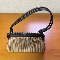 （３点まとめて購入でお値引き）レトロなハンドバッグの画像