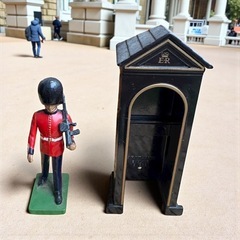 超希少品BRITAINS ブリテンズ ENGLAND 英国王室近衛兵 Wブリテン　フィギュア　騎乗　黒馬の画像