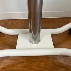 【美品】施術台 ネイルワゴン UVワゴン 作業台 サロン家具 サイドテーブルの画像