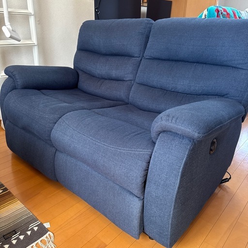 ニトリ　電動リクライニングソファ Nビリーバー　2人掛け ネイビー