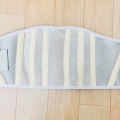 試着のみ 美品 骨盤ベルトコルセット 腰痛ベルト 医療用 メッシュ　通気性　M　M の画像