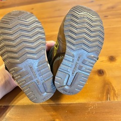 ニューバランスの子ども用ブーツ(12㎝)の画像
