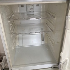 ツードア冷蔵庫の画像
