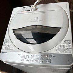 【取引者決定】【室外に2年設置】東芝製の全自動タテ型洗濯機【洗濯5kg】の画像