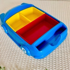 車型　自動車型　カラフルな仕切りのお子様ランチプレートの画像