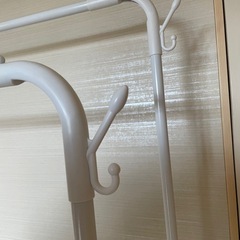 ハンガーラックの画像