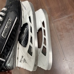 BAUER アイスホッケーシューズ サイズ4（23.5cm）の画像