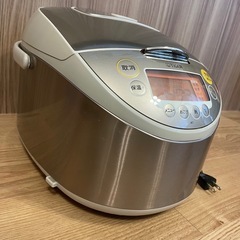 TIGER IH炊飯ジャー 炊飯器 デジタル表示 保温機能の画像