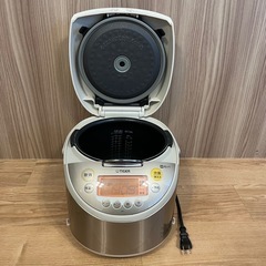 TIGER IH炊飯ジャー 炊飯器 デジタル表示 保温機能の画像