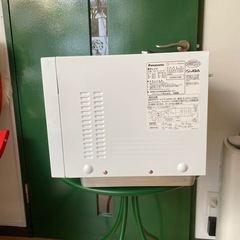 【美品】Panasonic 単機能レンジ NE-FL1A-W｜2023年購入・フラット庫内の画像