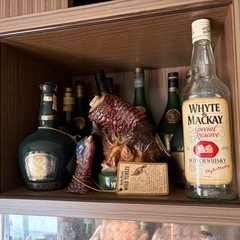 空の酒瓶　多数ありの画像