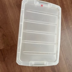 衣装ケースの画像