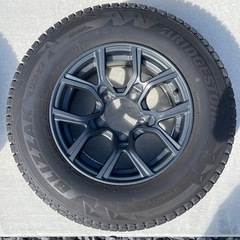 ブリヂストン BLIZZAK DM-V2 195/80R15 スタッドレスタイヤ 4本セット アルミホイール付き 2021年製の画像