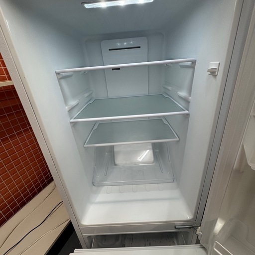 USED 冷蔵庫 ワールプール 2023年 156L