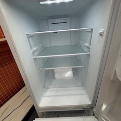 USED 冷蔵庫 ワールプール 2023年 156Lの画像