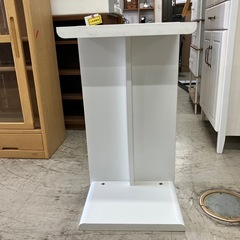 I 2510-056 白いローテーブル　中古　キズ汚れありの画像