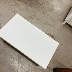 I 2510-056 白いローテーブル　中古　キズ汚れありの画像