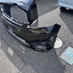 ヴェルファイア 20後　前と後フロントバンパーの画像