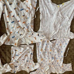 新生児期　サイズ50 短肌着3枚　コンビ肌着5枚　の画像