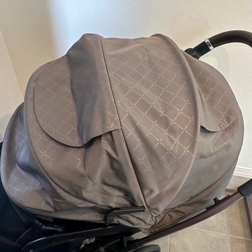 【美品】アップリカ オプティア クッショングレイス