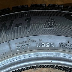 中古スタッドレス2本　NANKANG AW-1 2022年製　195/65R15
の画像