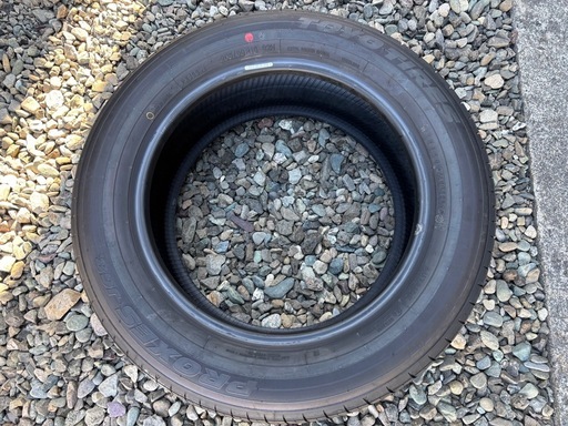 90系　ヴォクシー　新車外し　純正タイヤ
