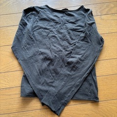 カットソーの画像