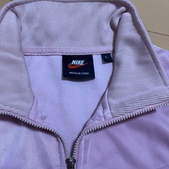 NIKEレディース　ジャージセットアップ　Lの画像