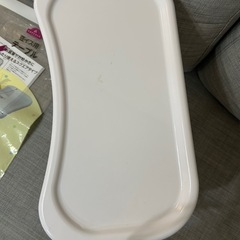 ほぼ新品　ベビー椅子につける机の画像