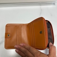 お財布とカード入れの画像