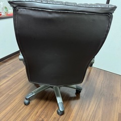 「無料」パソコンチェア【使用感あり】の画像