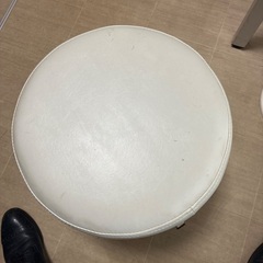 ネイル用椅子の画像