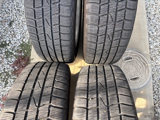 スタッドレスタイヤ 205/60R16 4本セット 