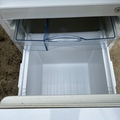 【限界価格】Haier 2ドア冷蔵庫 138L 単身む向けの画像