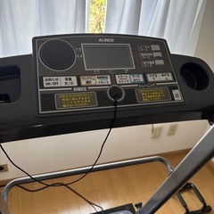 家庭用電動ルームランナー　トレッドミルの画像
