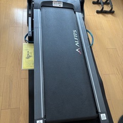 家庭用電動ルームランナー　トレッドミルの画像