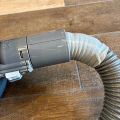【中古品】三菱掃除機　紙パック式の画像