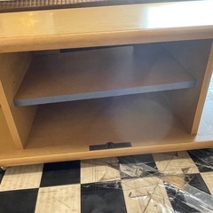 【リサイクルサービス八光】幅80㎝　ベージュ　収納棚付きテレビボード　32型まで対応の画像
