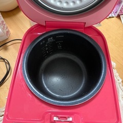 炊飯器の画像