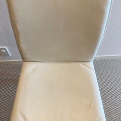 大塚家具　椅子　ホワイトの画像